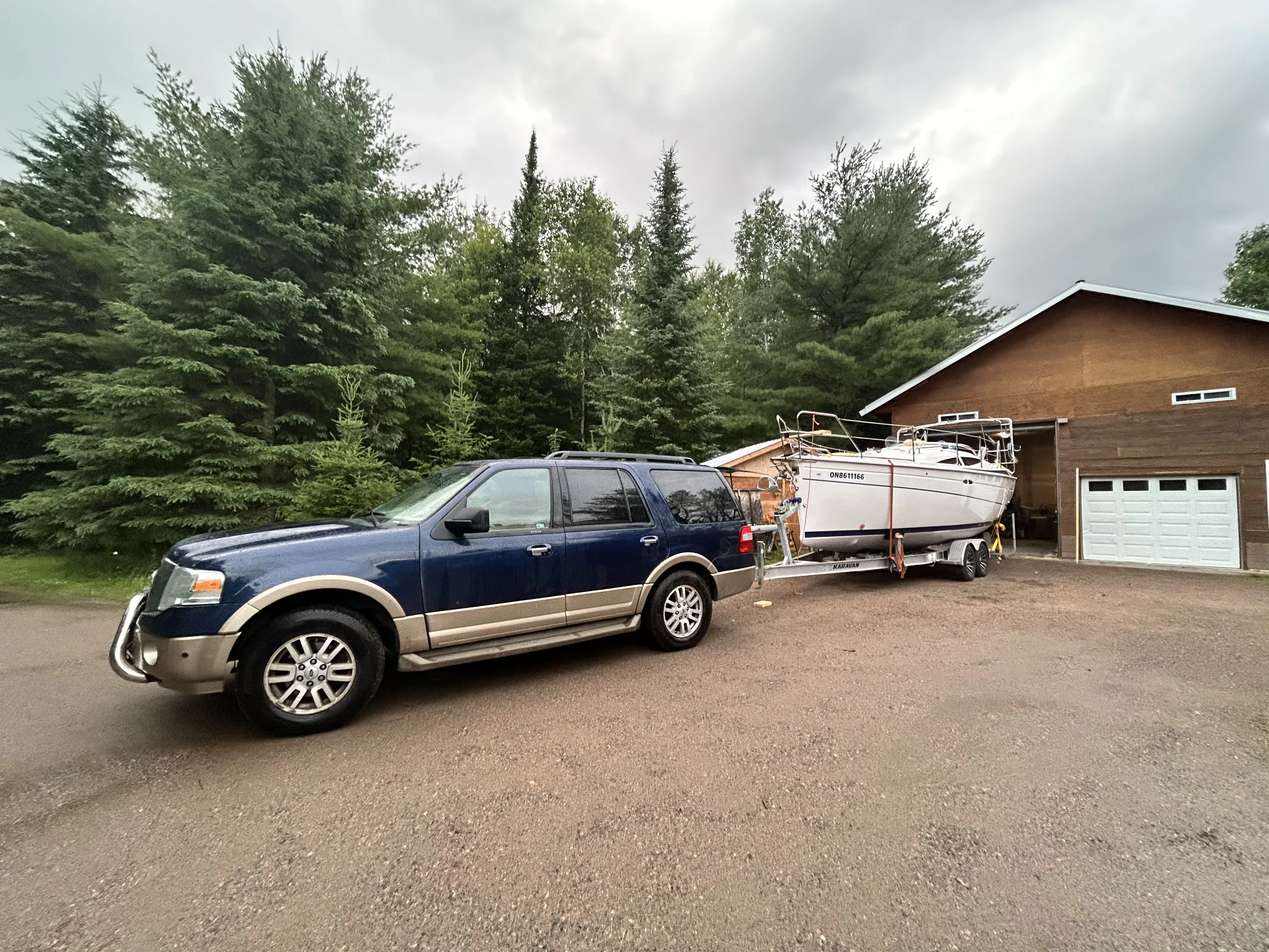 TES 28' Magnam exterior